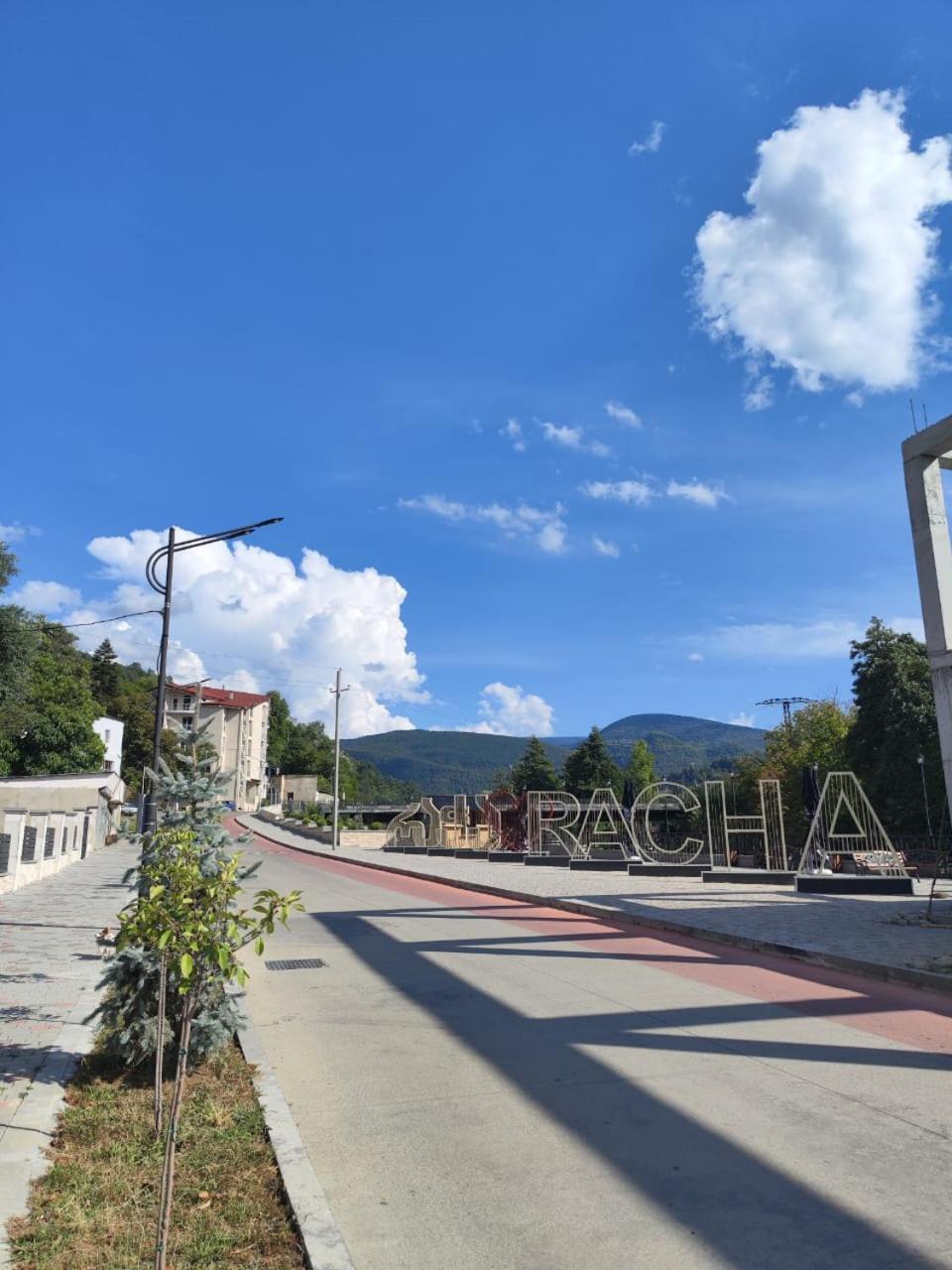 Chveni Ezo Hotel Ambrolauri Kültér fotó